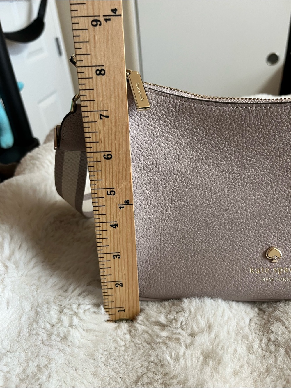 Kate Spade Pebbled Leather Shoulder Bag Grey with Gold Hardware EUC - Picture 13 of 14